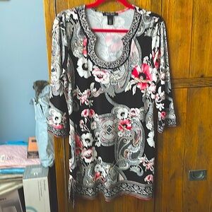 Reduced $23 White House Black Market Dress Size L